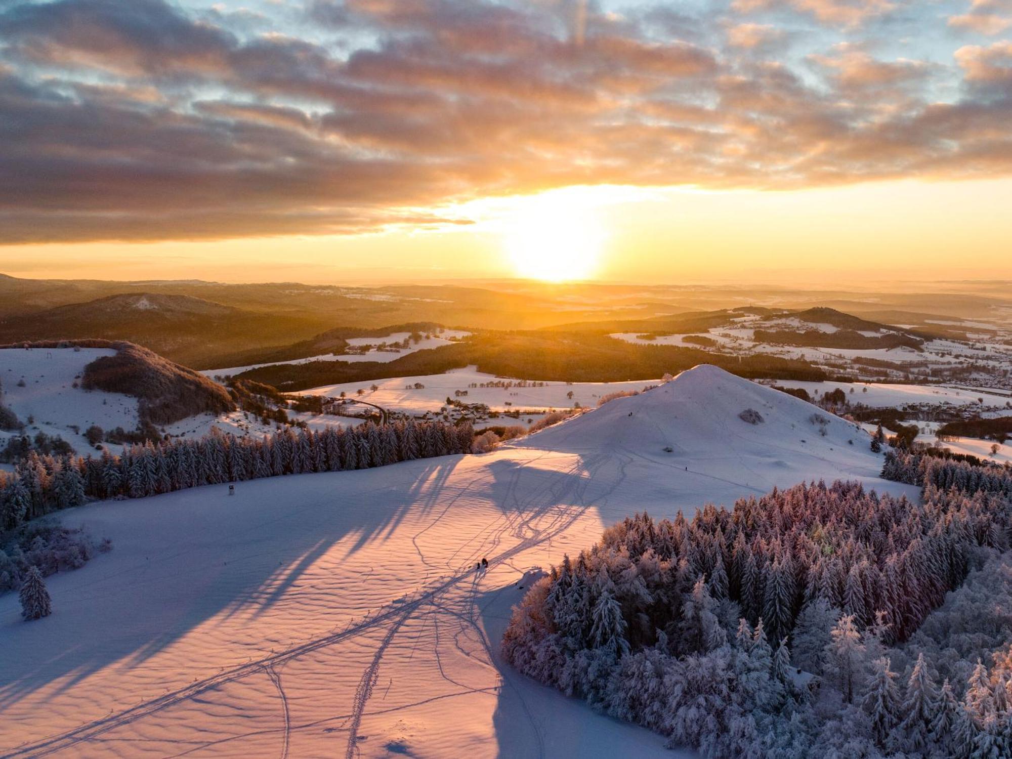 Berghotel Deutscher Flieger Wasserkuppe Ґерсфельд Екстер'єр фото